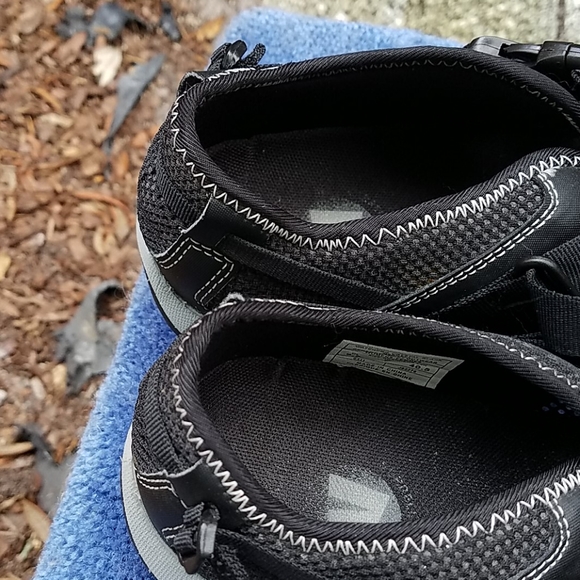 Merrell MaryJane Style Sport Shoe. Size 9.5 - Picture 6 of 8